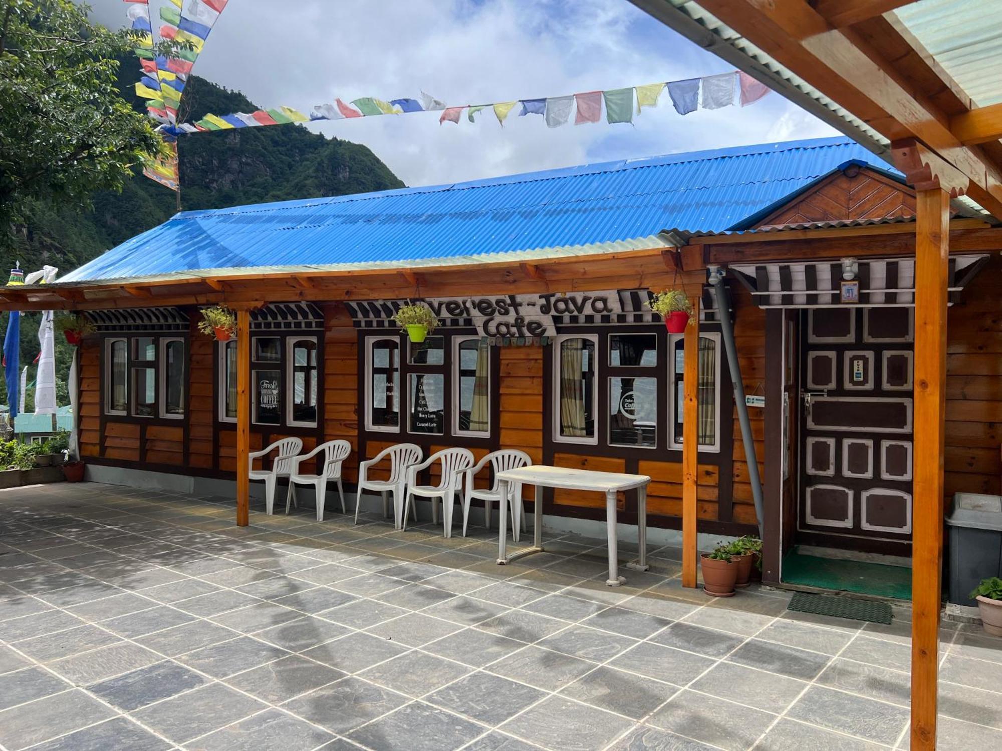 Mount Kailash Lodge And Resturant , Monjo Eksteriør bilde